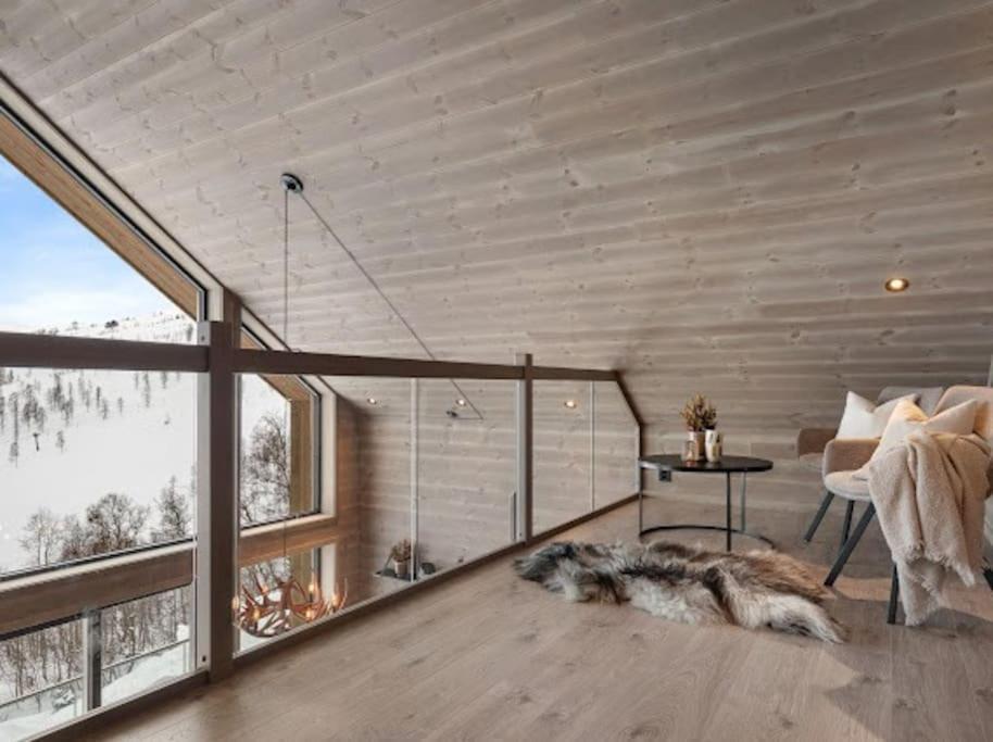 Flygende Utsiktshytte Med Magisk Utsikt Sogndal Exterior foto